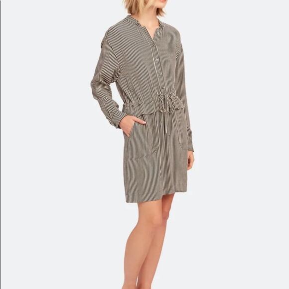 NWT New Equipment Lizza Long Sleeve Drawstring Dress Size 6 - Picture 4 of 14